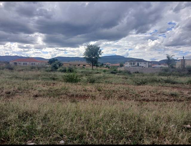 450M² VACANT LAND FOR SALE IN LEBOWAKGOMO ZONE P